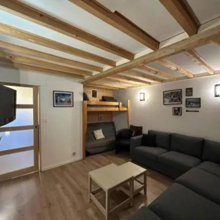 Le Des Cimes Chalet *